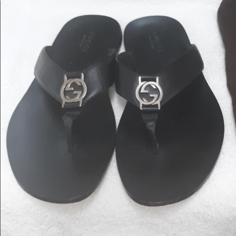 Gucci slipper. Black. Size 10 . Like new. W/ dust bag. Authentic. Paid $600